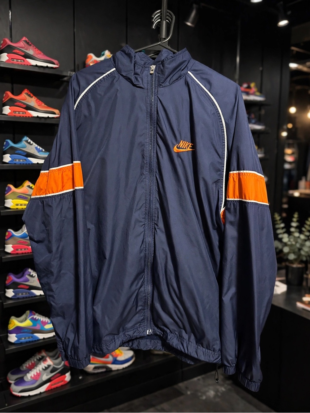 Vintage Nike Full Zip Windbreaker (2000)
